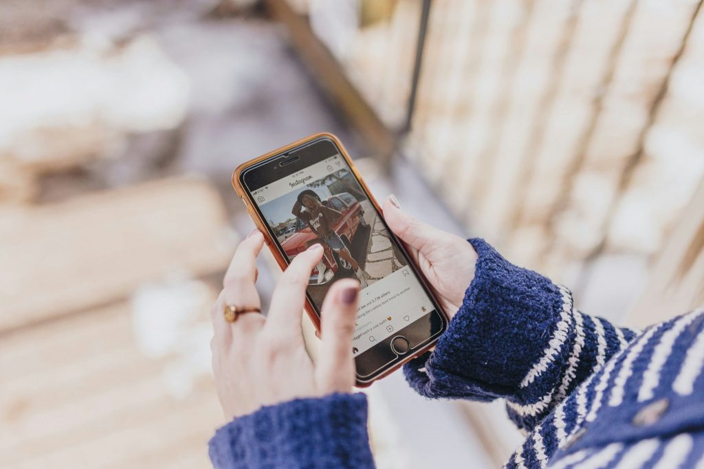 Community fuels unique Instagram photography. Swap stories, skip filters, and let your creativity run wild.